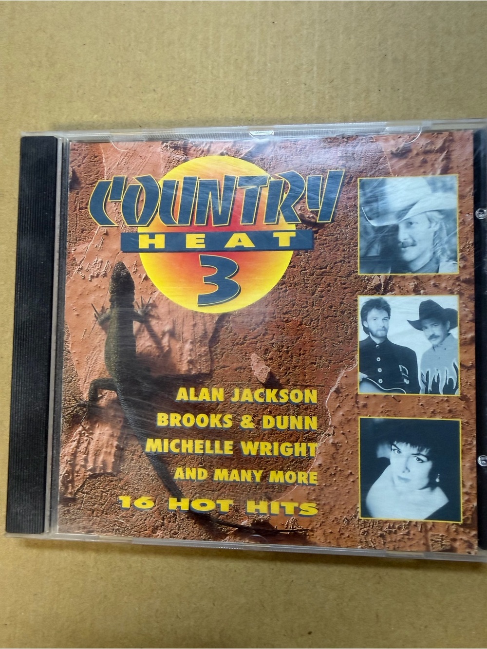 COUNTRY HEAT 3-CD-(VARIOUS)Pam Tillis,Prairie Oyster,Lorrie Morgan,Brooks & Dunn
